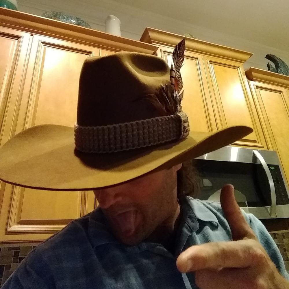 Meet your Posher, Casey